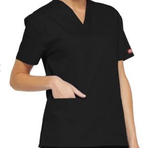 V Neck Solid Scrub Top🎀3 for 25🎀